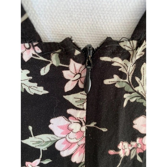 Aakaa Womens Dress Size Medium Floral Spaghetti Straps Open Back Black Floral - Picture 7 of 10